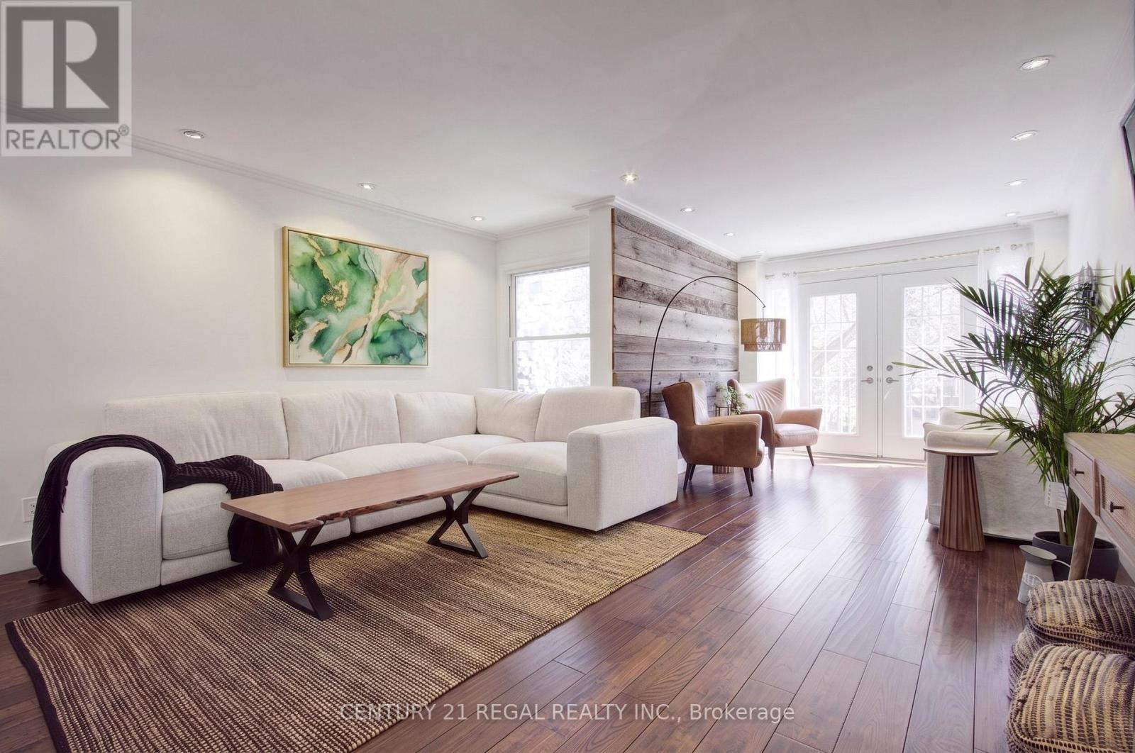 48 Michener Court, Toronto, Ontario  M6J 3R6 - Photo 14 - C13133044