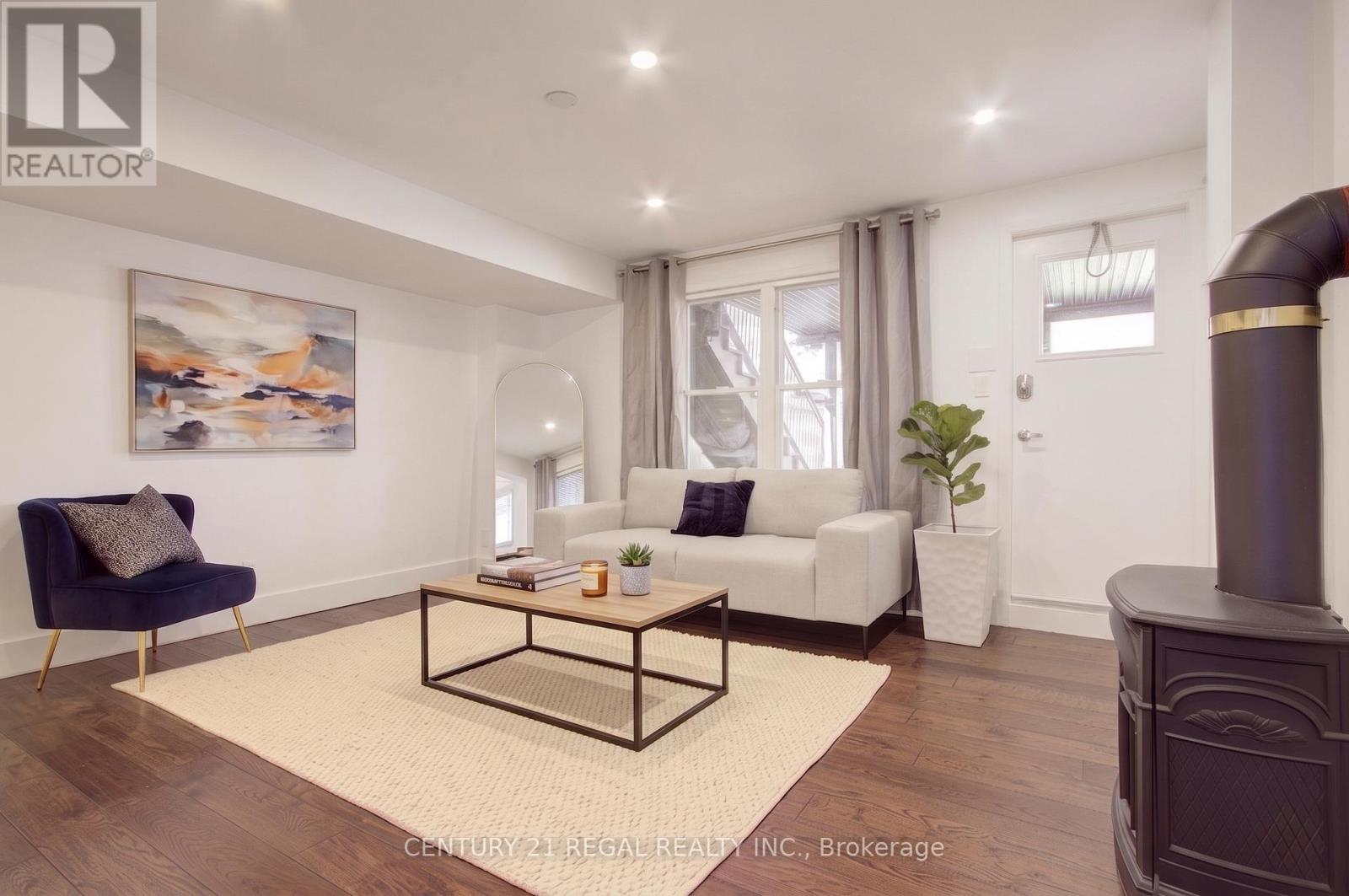 48 Michener Court, Toronto, Ontario  M6J 3R6 - Photo 7 - C13133044