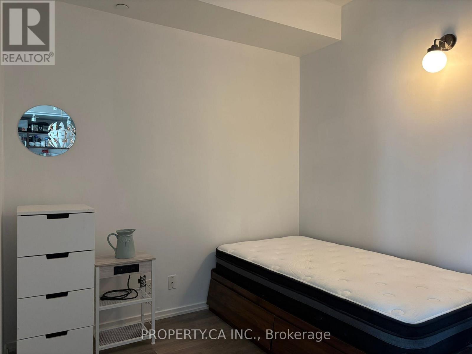 1803 - 125 Peter Street, Toronto, Ontario  M5V 2G9 - Photo 5 - C13133056
