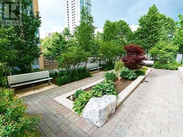 2701 - 500 Sherbourne Street, Toronto, Ontario  M4X 1L1 - Photo 16 - C13133122