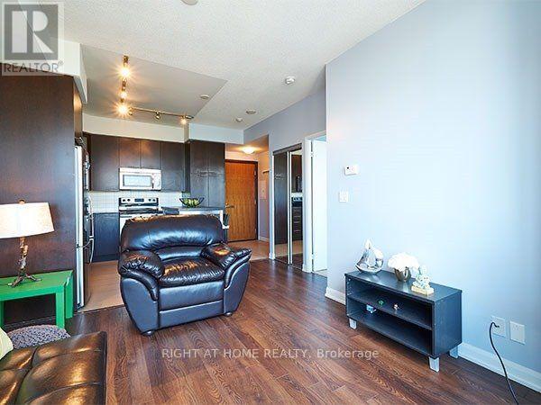 2701 - 500 Sherbourne Street, Toronto, Ontario  M4X 1L1 - Photo 3 - C13133122