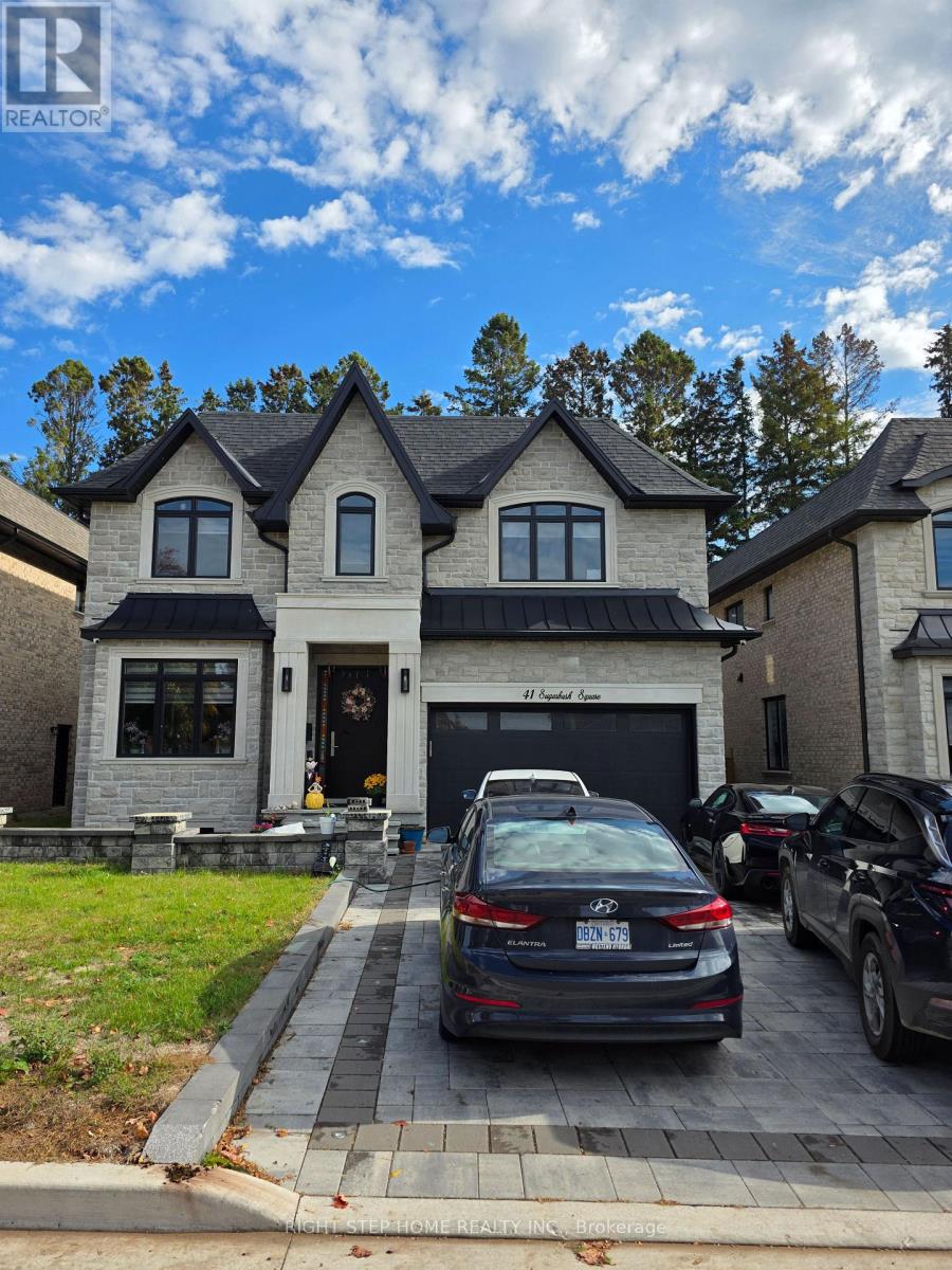 41 SUGARBUSH SQUARE E, Toronto, Ontario