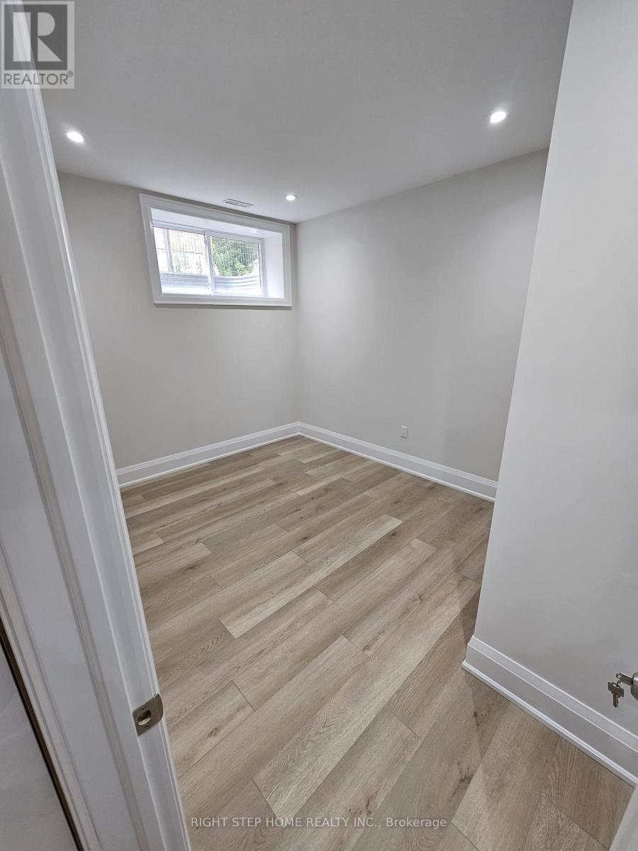 41 Sugarbush Square E, Toronto, Ontario  M1C 3M6 - Photo 17 - E13132898