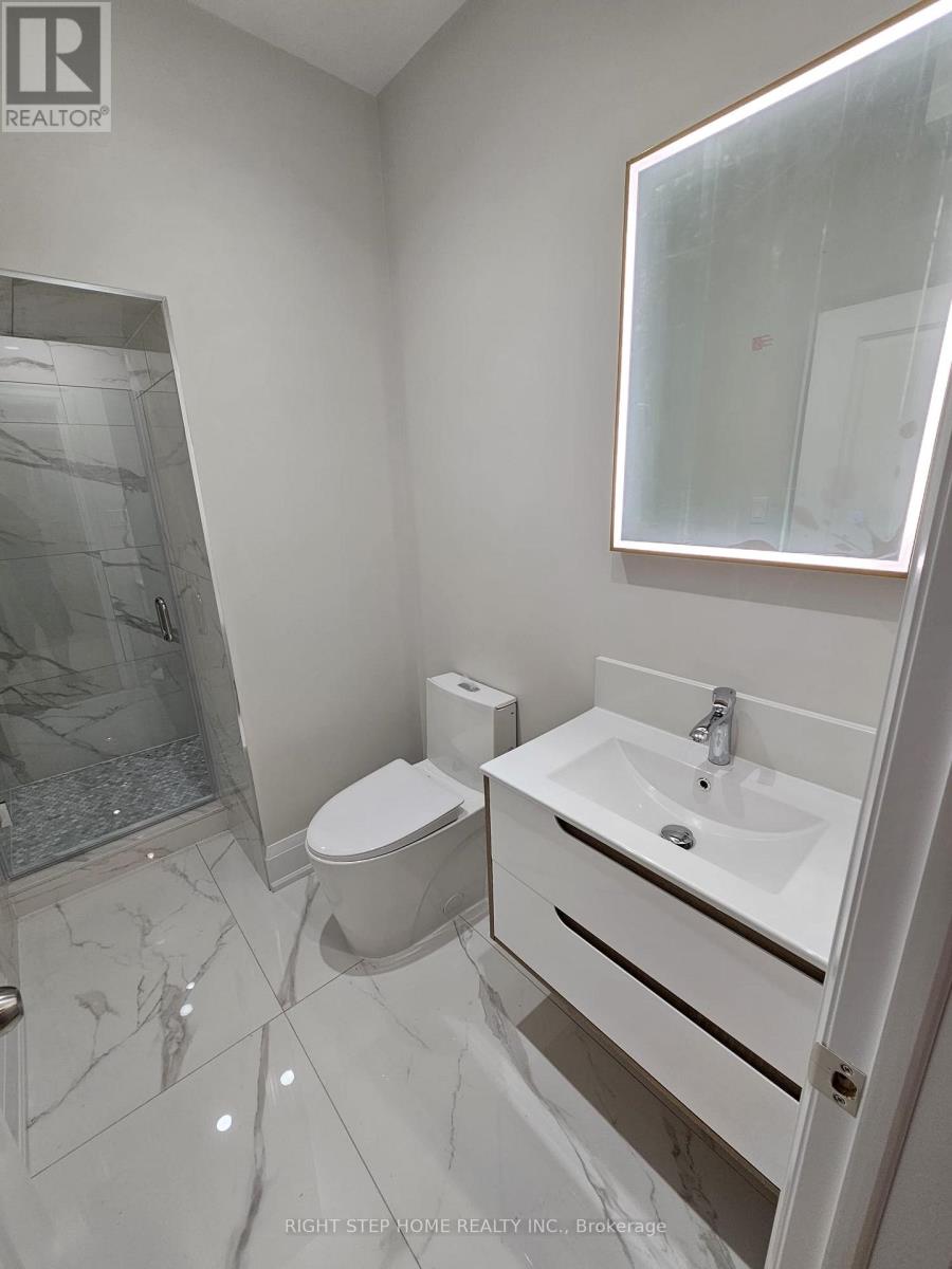41 Sugarbush Square E, Toronto, Ontario  M1C 3M6 - Photo 4 - E13132898