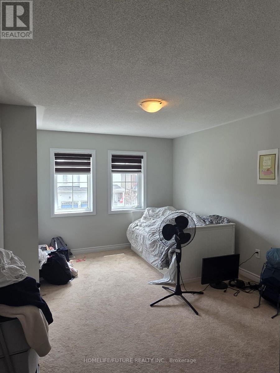 44 Bruce Cameron Drive, Clarington, Ontario  L1C 0W2 - Photo 15 - E13132970