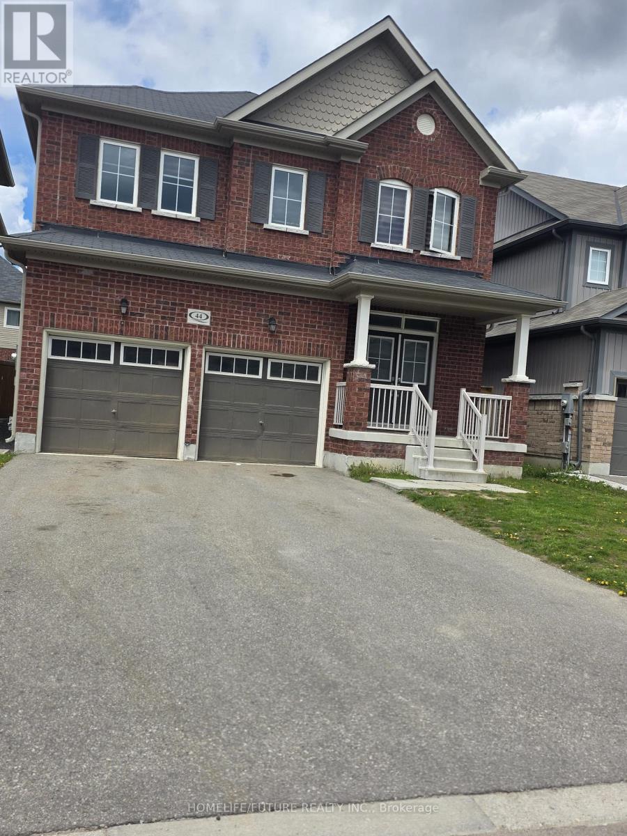 44 Bruce Cameron Drive, Clarington, Ontario  L1C 0W2 - Photo 2 - E13132970