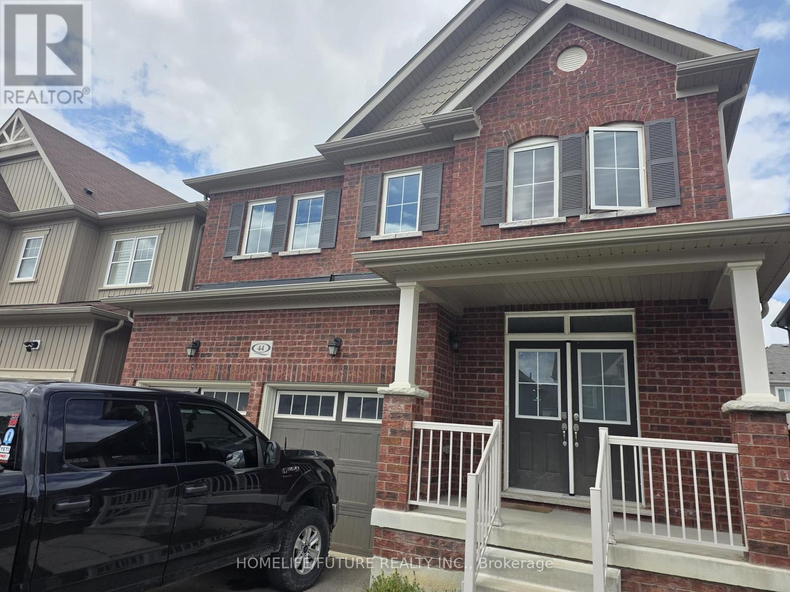 44 Bruce Cameron Drive, Clarington, Ontario  L1C 0W2 - Photo 3 - E13132970