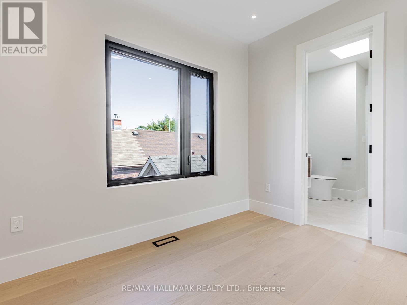 80 Barker Avenue, Toronto, Ontario  M4C 2N6 - Photo 29 - E13133028