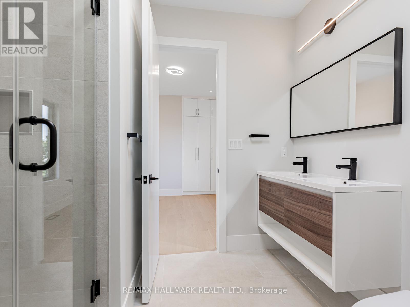 80 Barker Avenue, Toronto, Ontario  M4C 2N6 - Photo 31 - E13133028
