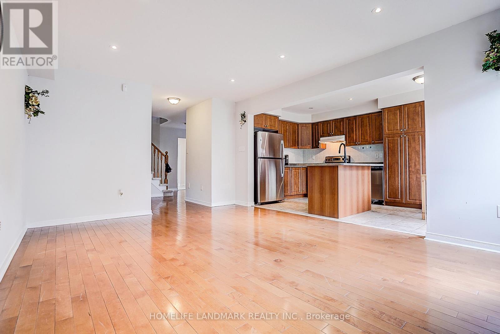 121 Lowther Avenue, Richmond Hill, Ontario  L4E 4P4 - Photo 7 - N13132858