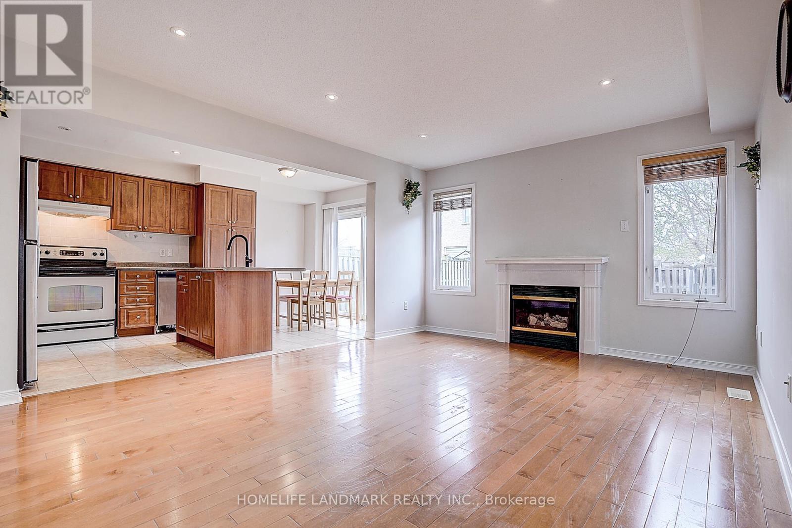 121 Lowther Avenue, Richmond Hill, Ontario  L4E 4P4 - Photo 8 - N13132858