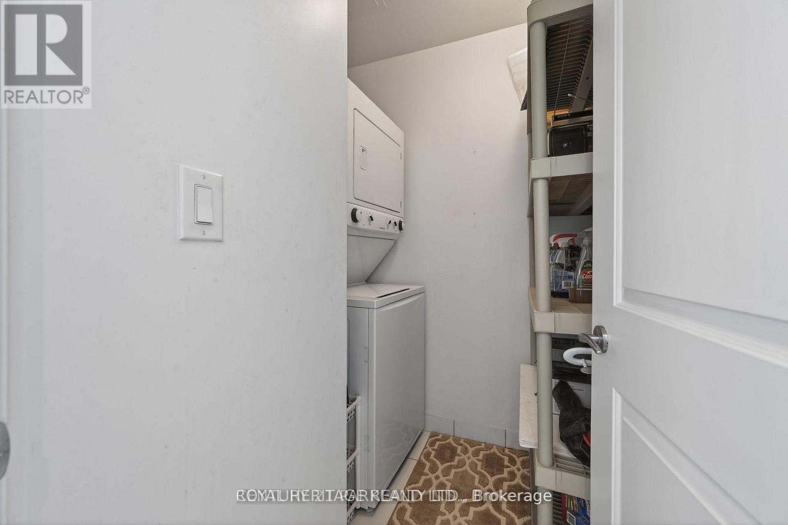 207 - 111 Civic Square Gate, Aurora, Ontario  L4G 0S6 - Photo 7 - N13133000