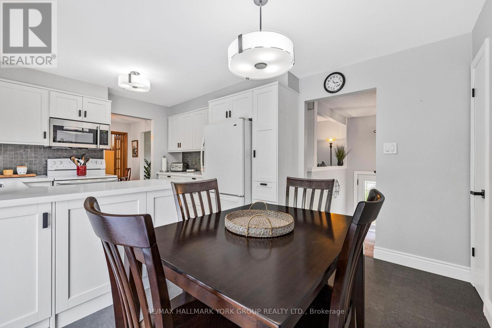 14 Anchor Court, East Gwillimbury, Ontario  L9N 1G1 - Photo 12 - N13133086
