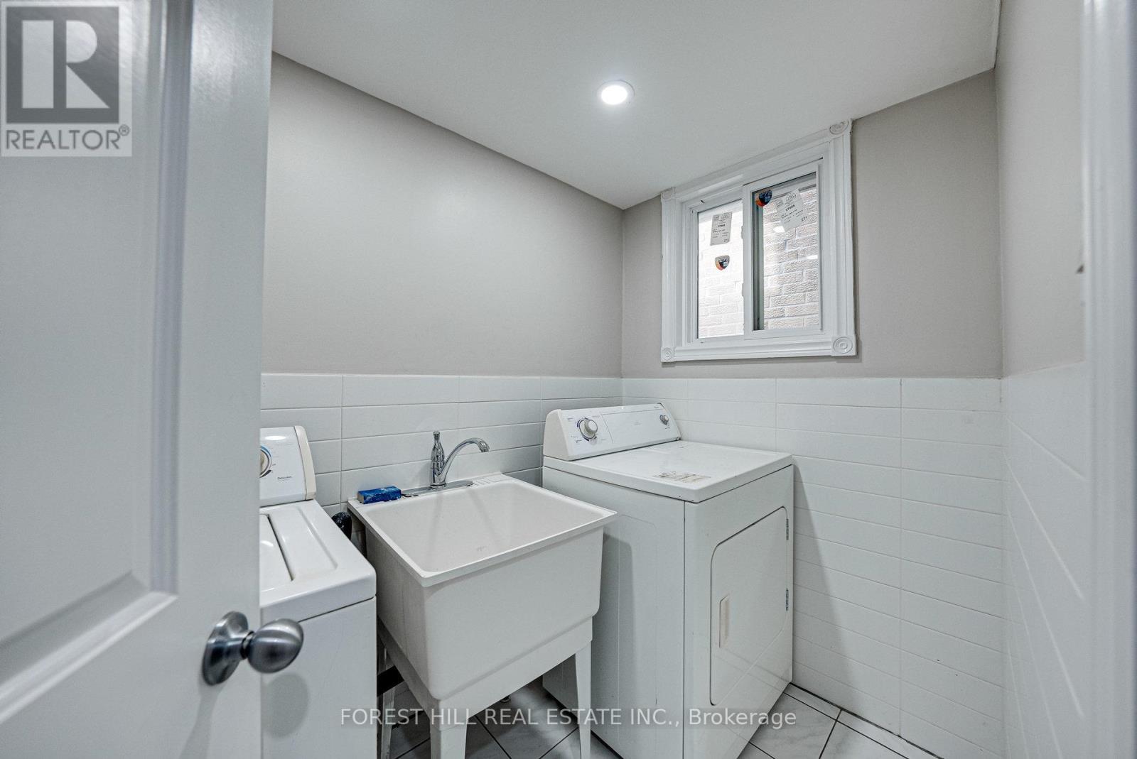 300 Conley Street, Vaughan (Lakeview Estates), Ontario  L4J 2Z6 - Photo 16 - N13133096