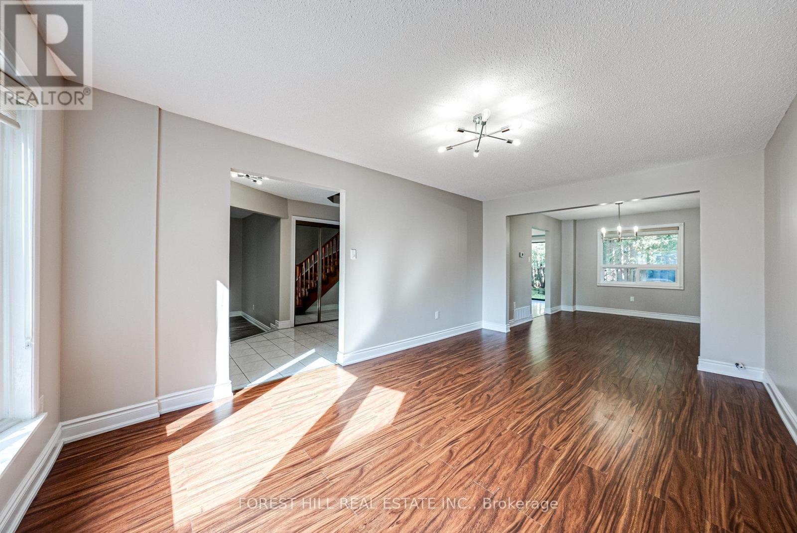 300 Conley Street, Vaughan (Lakeview Estates), Ontario  L4J 2Z6 - Photo 9 - N13133096