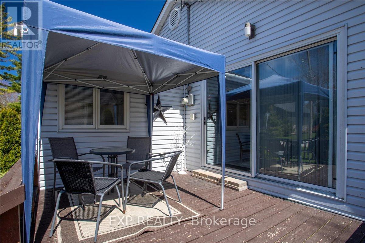 69 33rd Street N, Wasaga Beach, Ontario  L9Z 2C1 - Photo 13 - S13132828