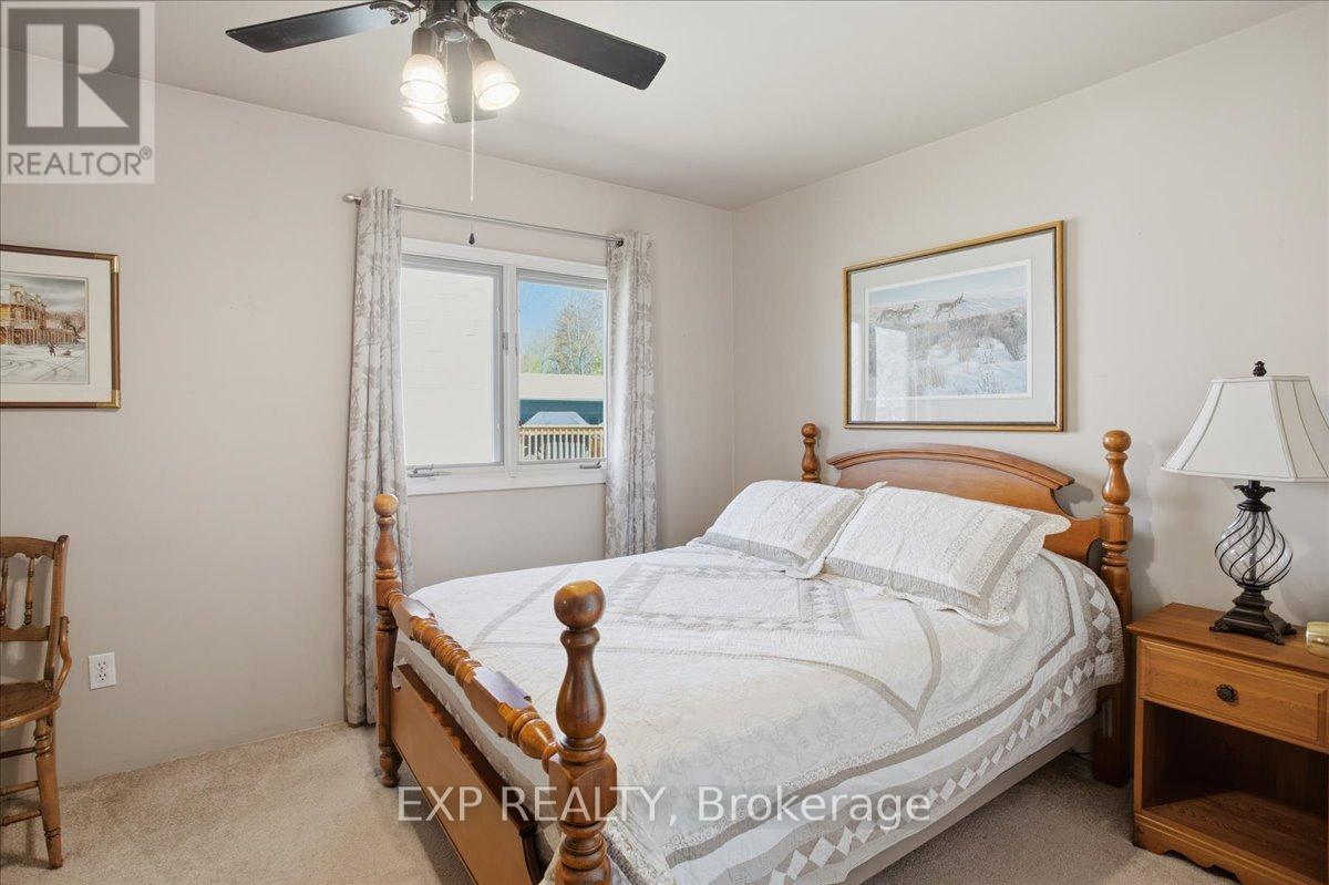 69 33rd Street N, Wasaga Beach, Ontario  L9Z 2C1 - Photo 15 - S13132828