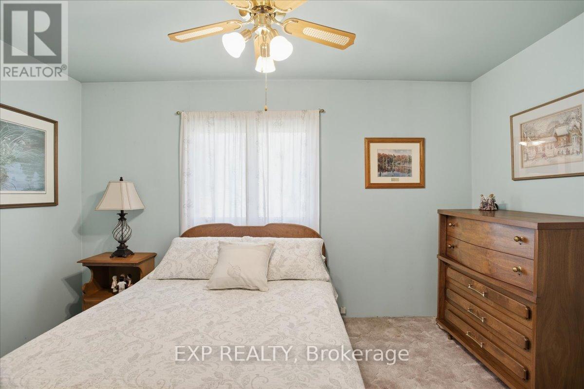 69 33rd Street N, Wasaga Beach, Ontario  L9Z 2C1 - Photo 17 - S13132828