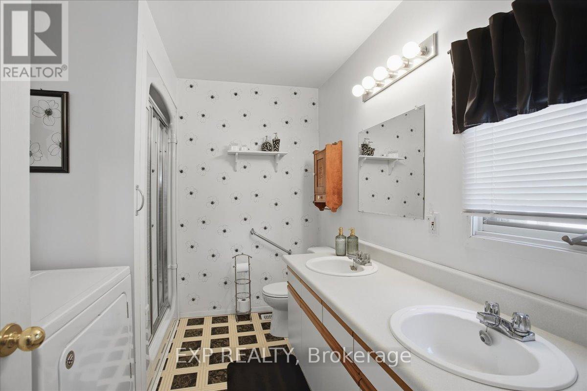 69 33rd Street N, Wasaga Beach, Ontario  L9Z 2C1 - Photo 19 - S13132828