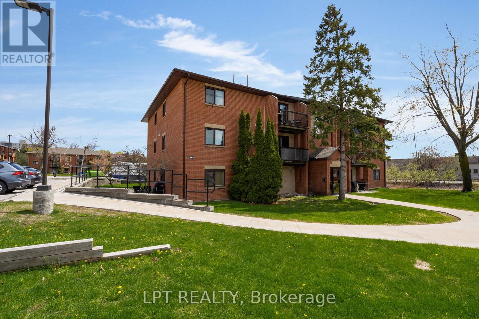 E11 - 167 EDGEHILL DRIVE, Barrie, Ontario