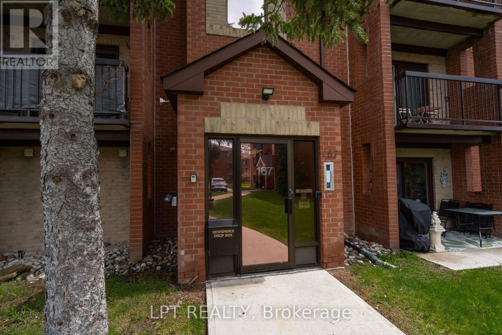 E11 - 167 Edgehill Drive, Barrie, Ontario L4N 1L9 - Photo 2 - S13133138