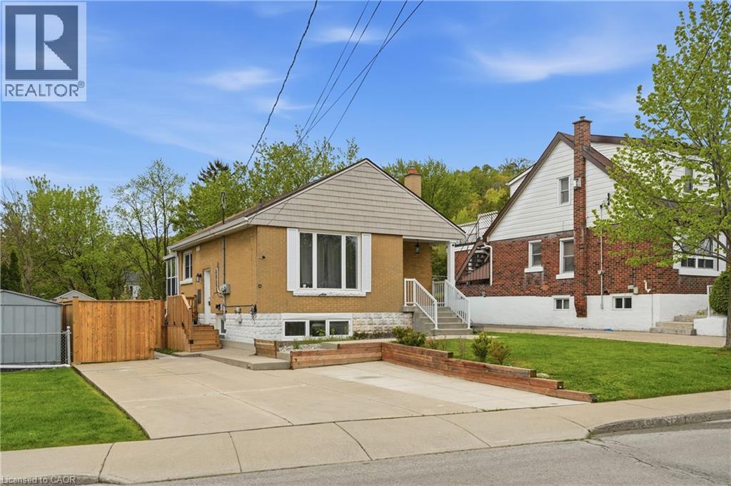 38 Dunkirk Drive Unit# B, Hamilton, Ontario  L8K 4X1 - Photo 2 - 40830166