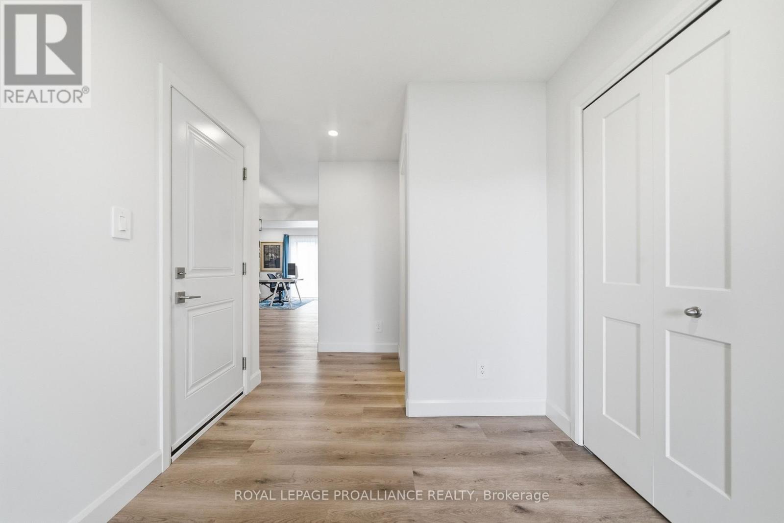 19 Parkland Circle, Quinte West, Ontario  K8V 0R3 - Photo 10 - X13133180