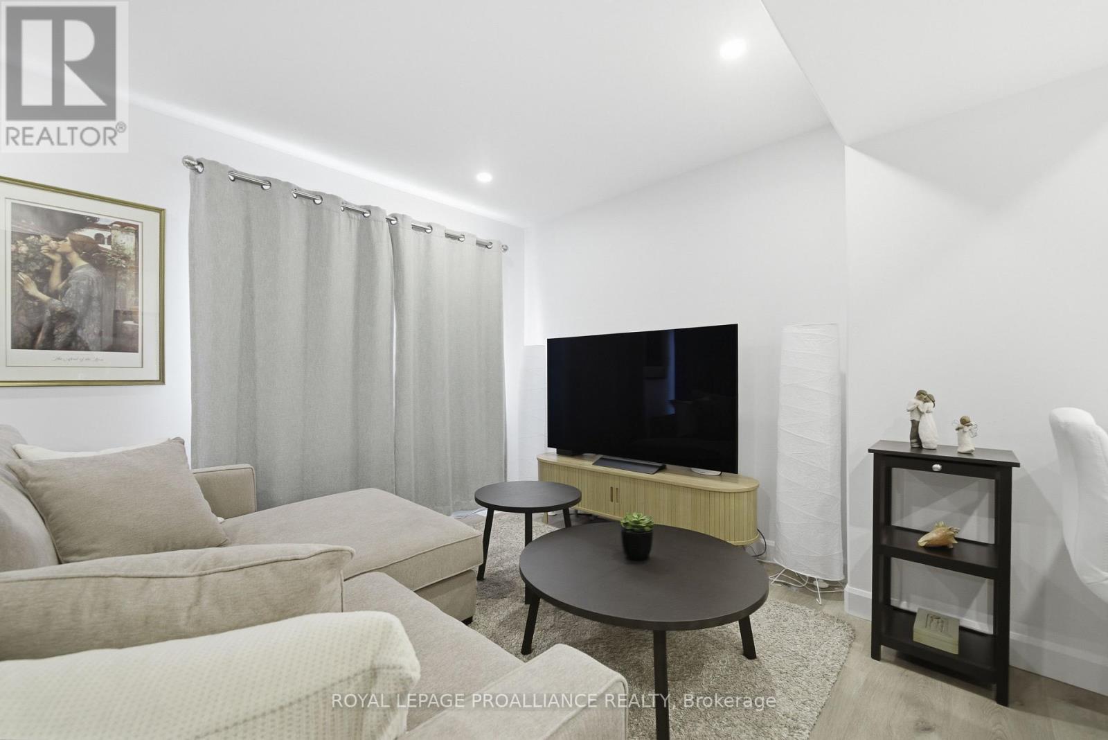 19 Parkland Circle, Quinte West, Ontario  K8V 0R3 - Photo 18 - X13133180