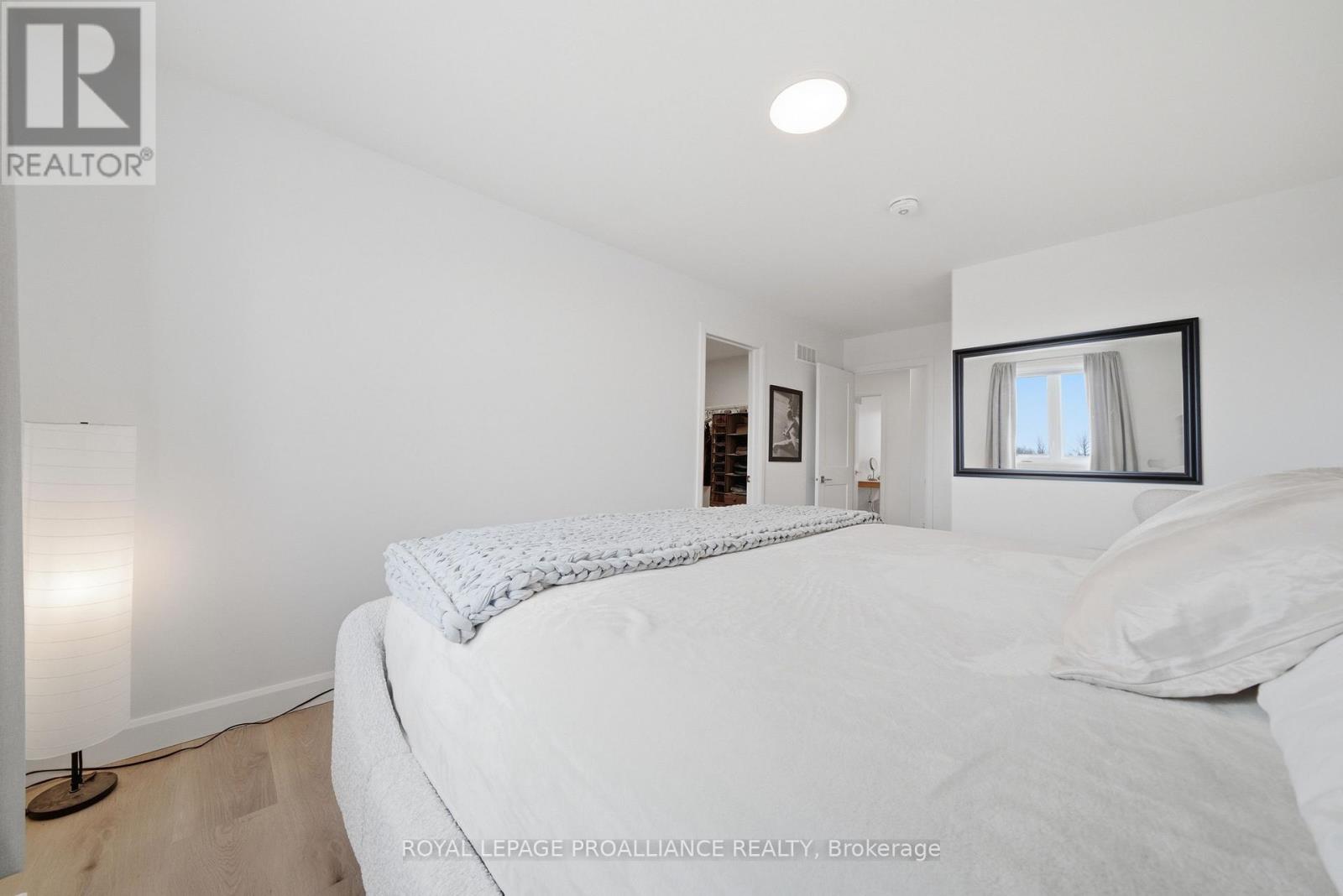 19 Parkland Circle, Quinte West, Ontario  K8V 0R3 - Photo 34 - X13133180