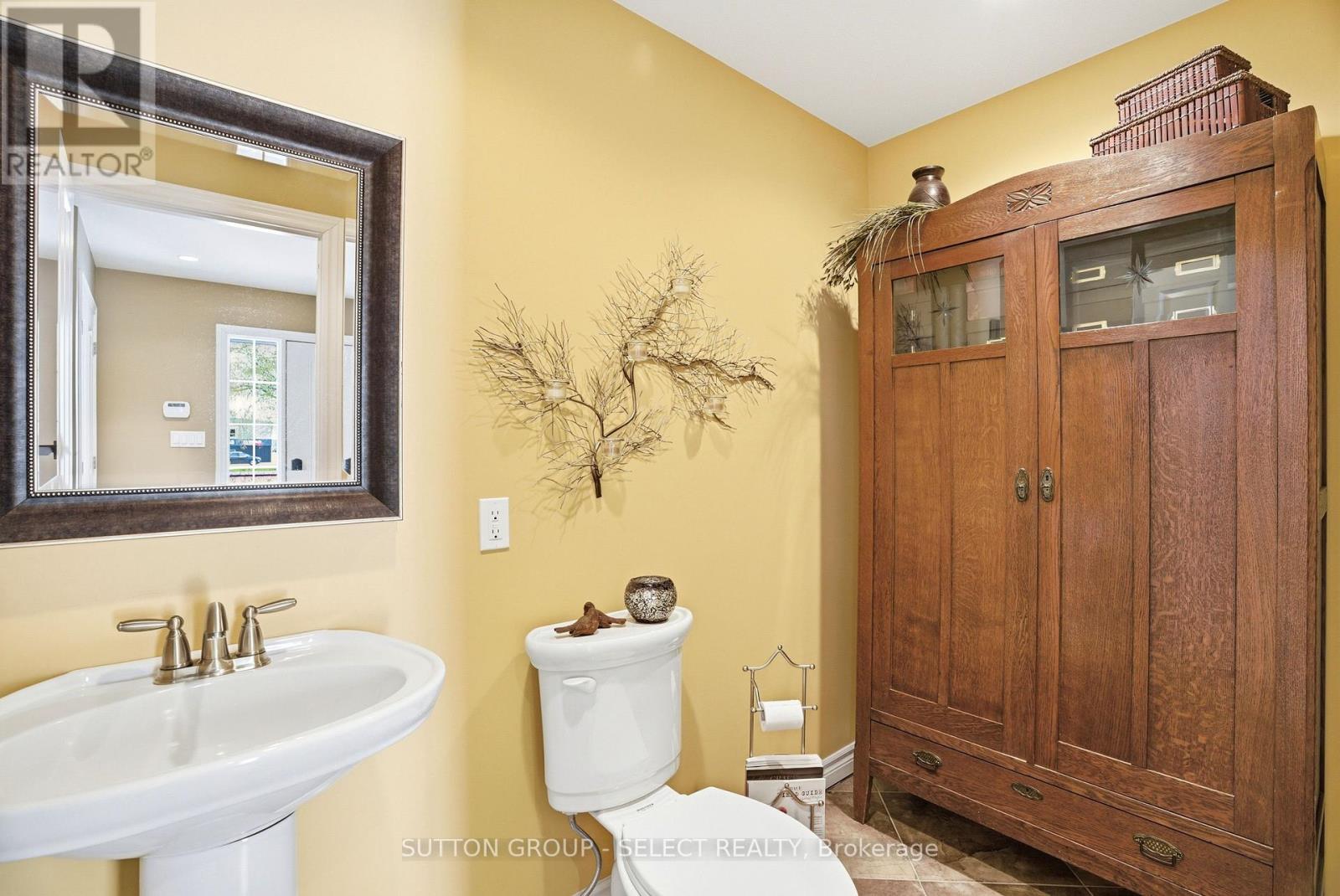 71294 London Road, South Huron, Ontario  N0M 1S3 - Photo 16 - X13133342