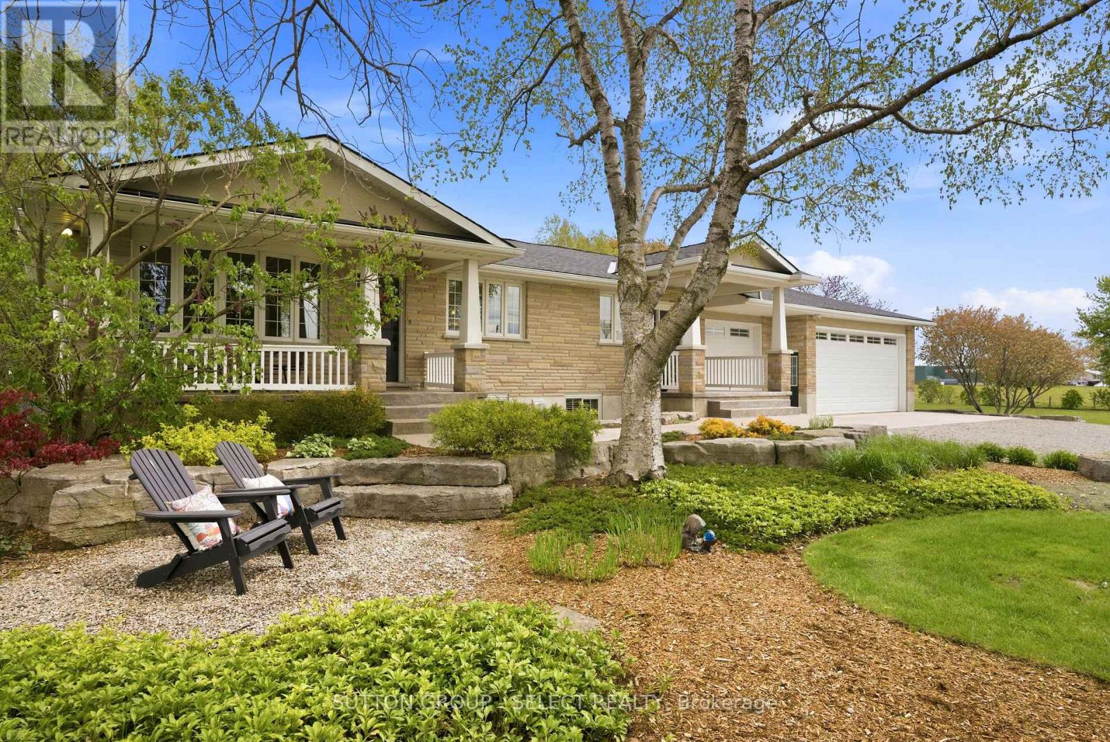 71294 London Road, South Huron, Ontario  N0M 1S3 - Photo 2 - X13133342