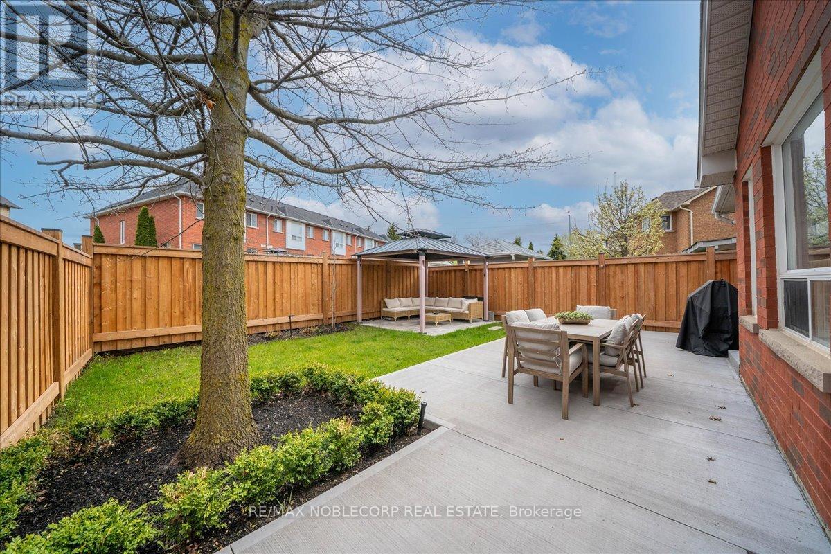 338 Ellwood Drive W, Caledon, Ontario  L7E 2G6 - Photo 47 - W13132684