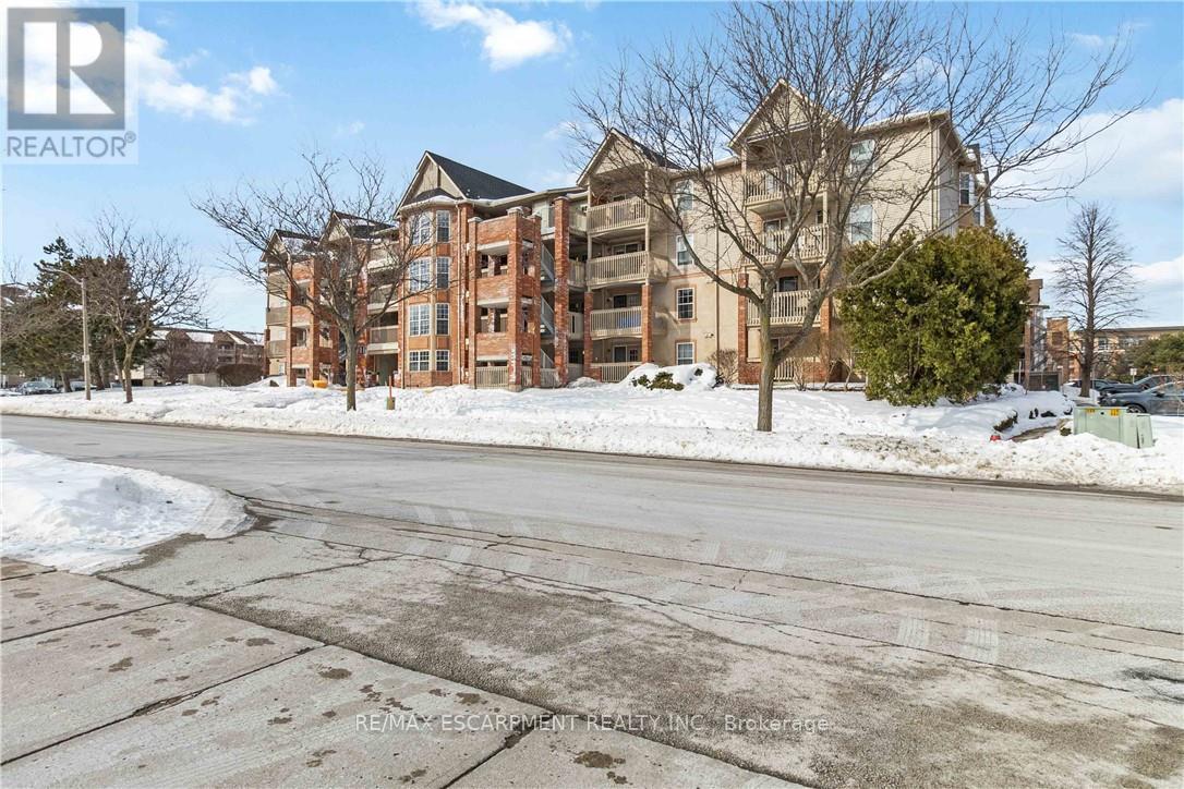 110 - 4015 Kilmer Drive, Burlington, Ontario  L7M 4M4 - Photo 33 - W13132720