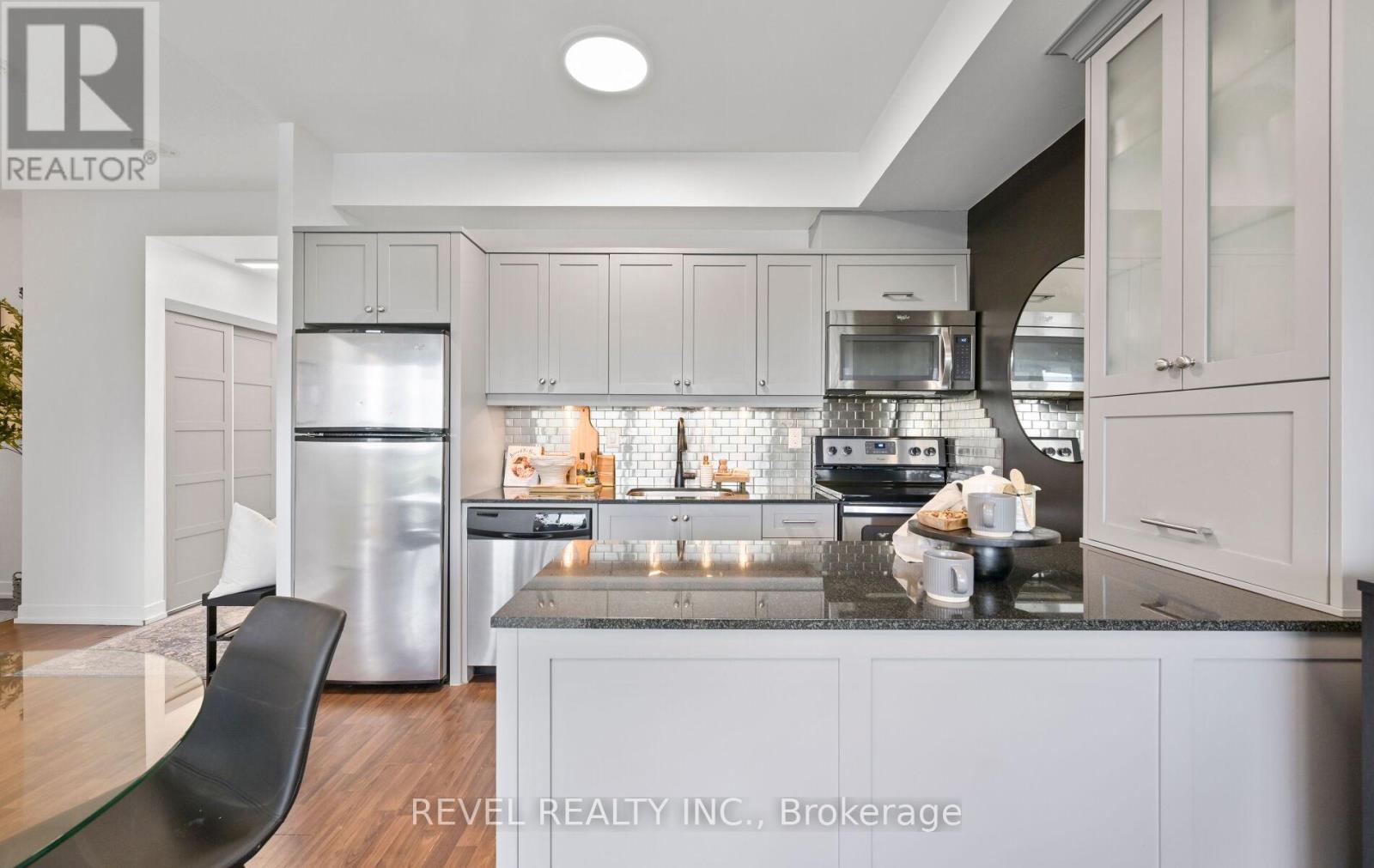 801 - 5101 Dundas Street W, Toronto, Ontario  M9A 5G8 - Photo 11 - W13132742