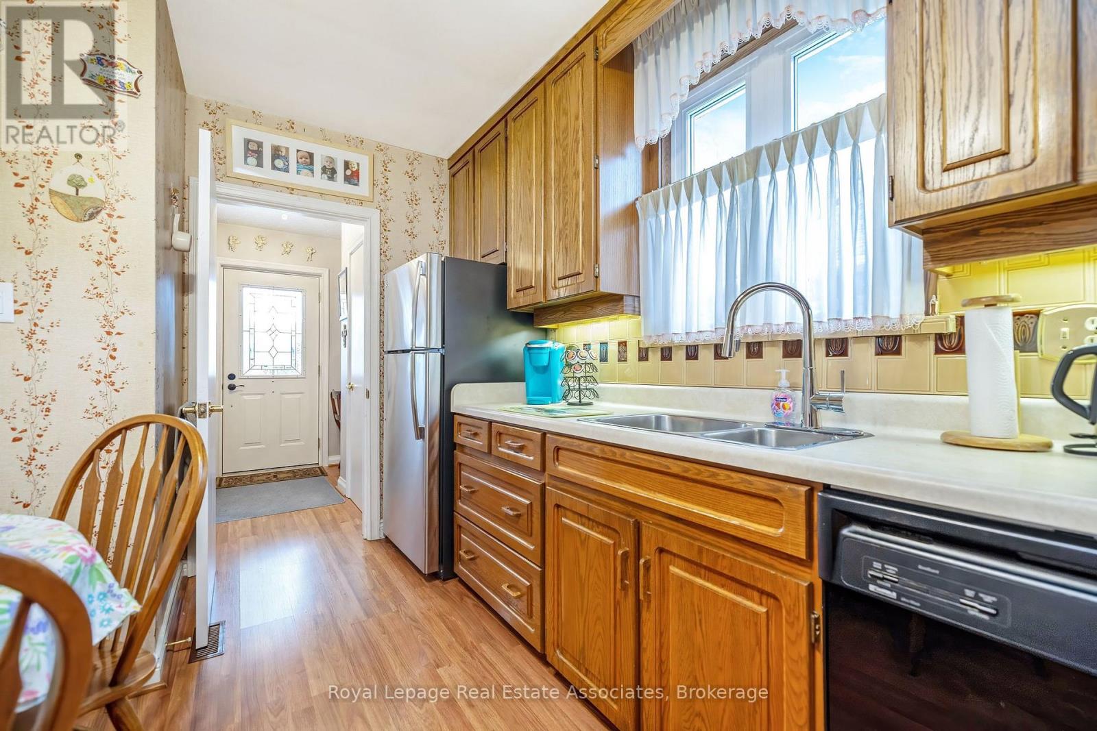 293 Thirtieth Street, Toronto, Ontario  M8W 3E4 - Photo 15 - W13132810