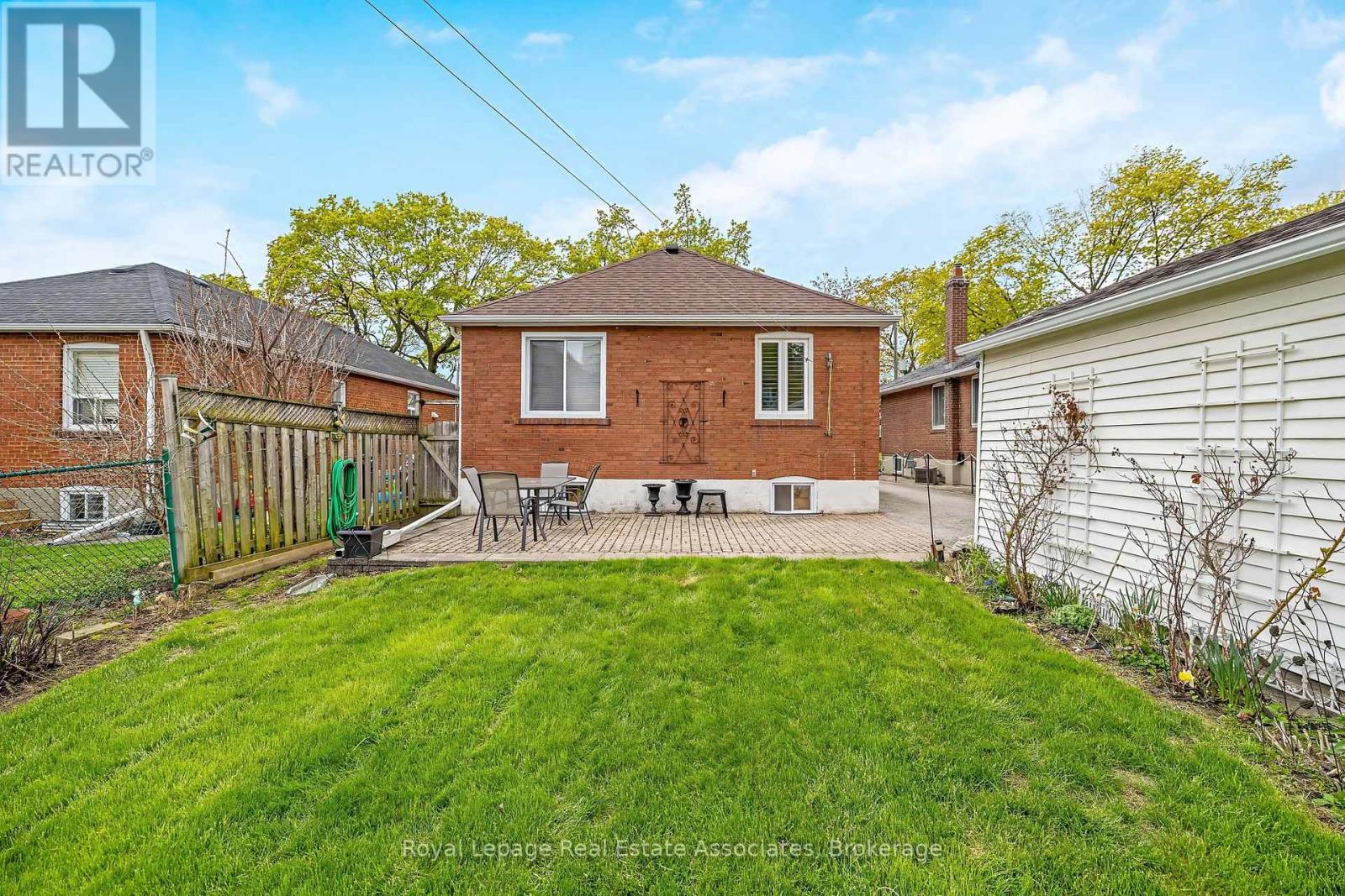 293 Thirtieth Street, Toronto, Ontario  M8W 3E4 - Photo 35 - W13132810