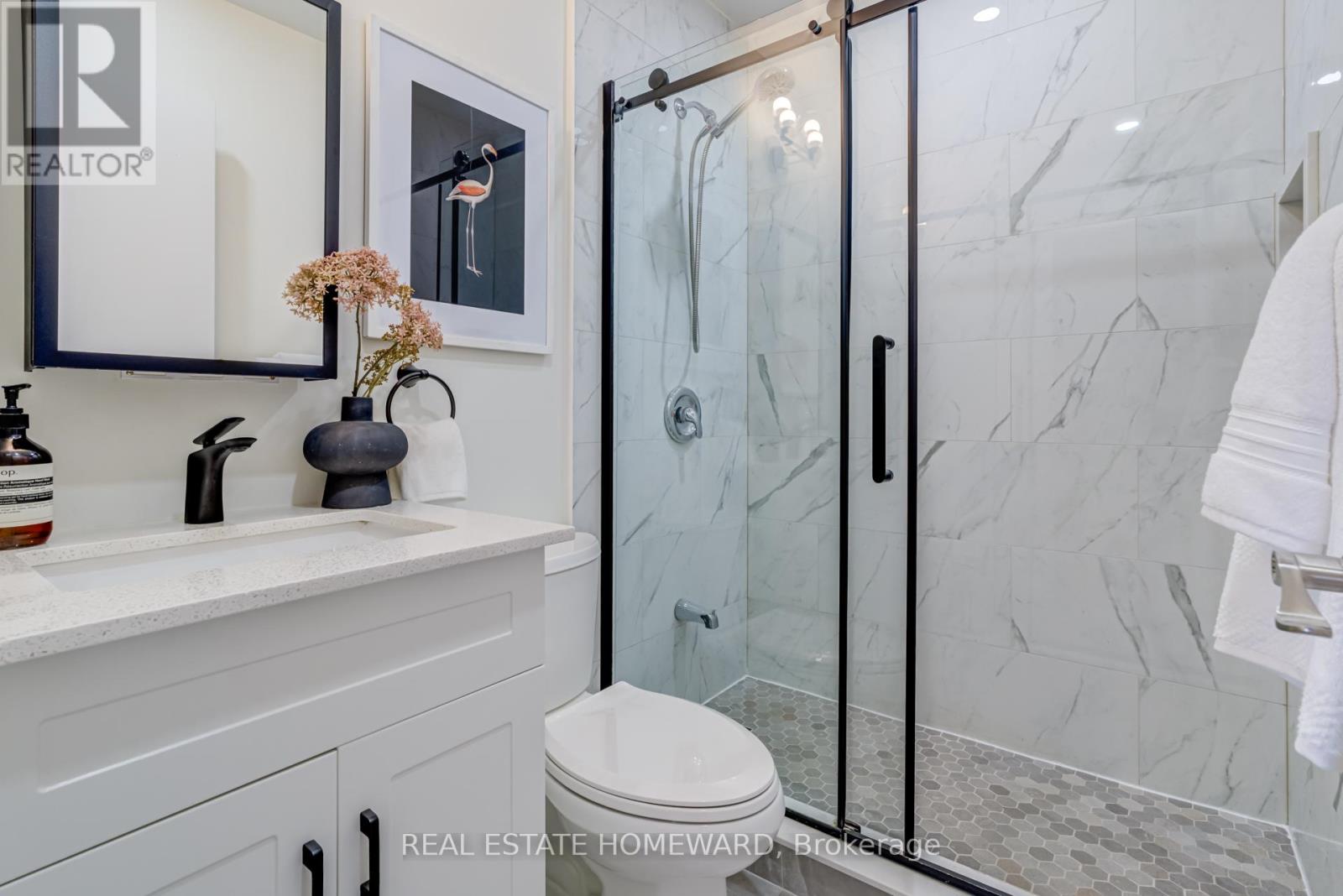 783 Dodsworth Crescent, Mississauga, Ontario  L4Y 2H8 - Photo 9 - W13132852