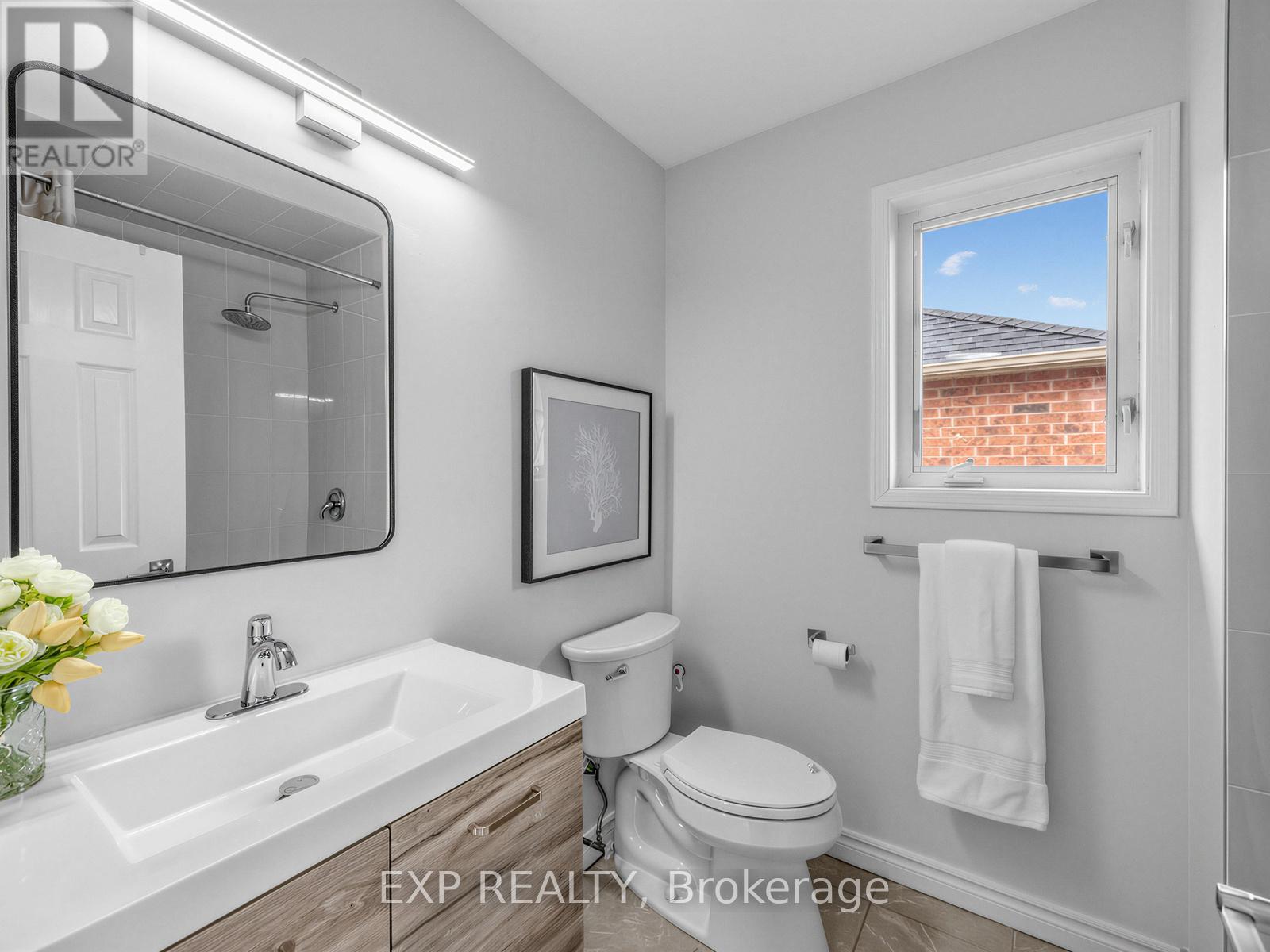 5697 Condor Place, Mississauga, Ontario  L5V 2J4 - Photo 24 - W13132912