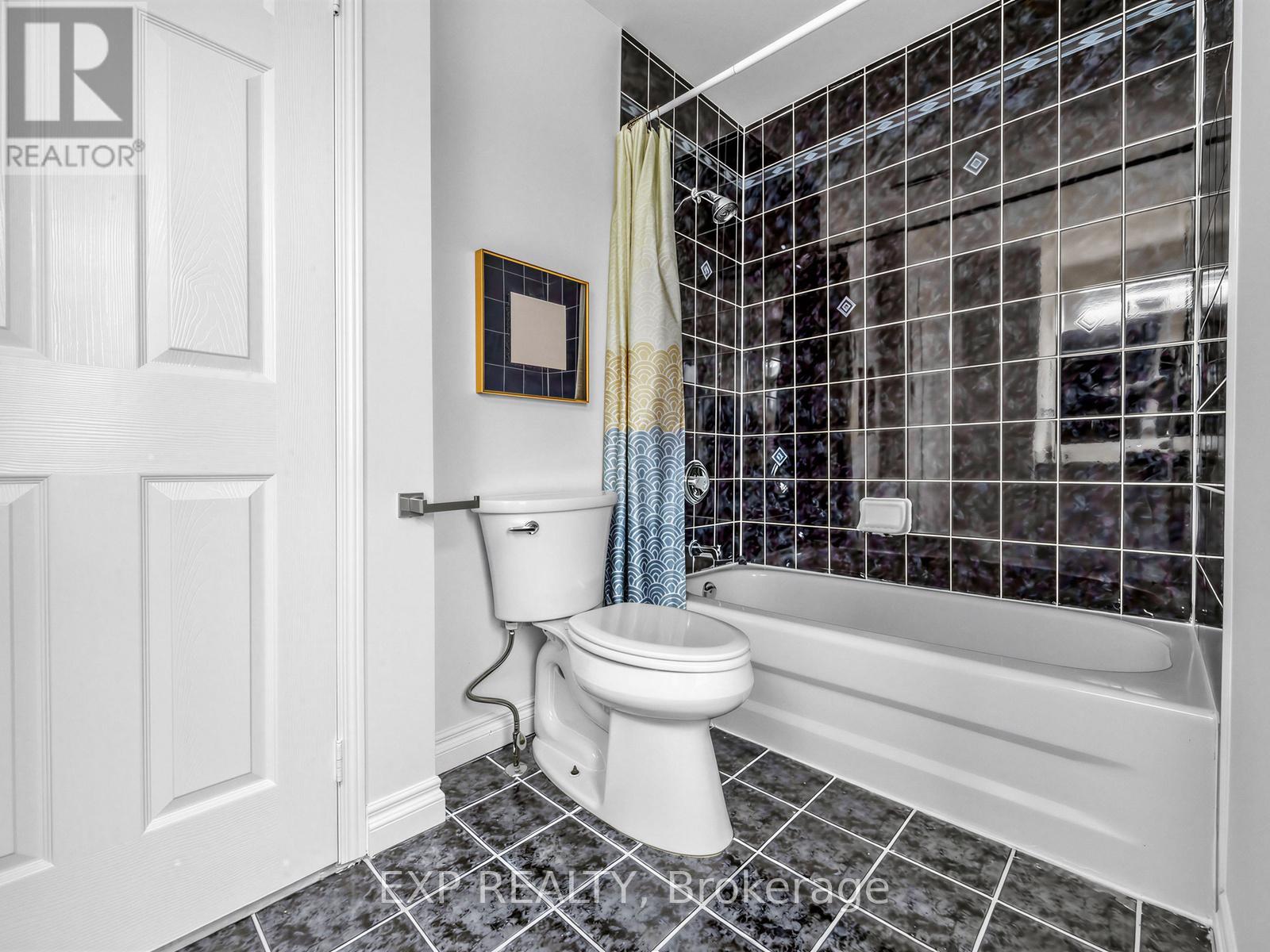 5697 Condor Place, Mississauga, Ontario  L5V 2J4 - Photo 29 - W13132912