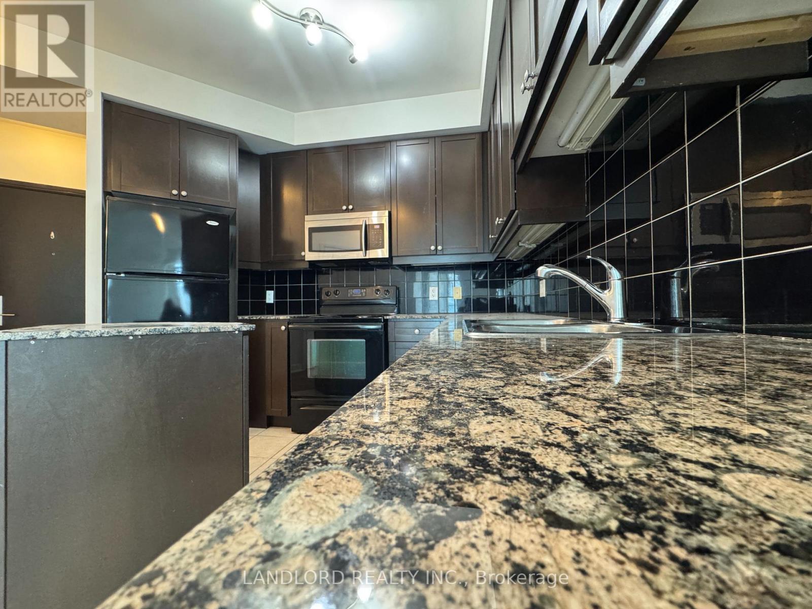 1806 - 80 Absolute Avenue, Mississauga, Ontario  L4Z 0A5 - Photo 6 - W13132944