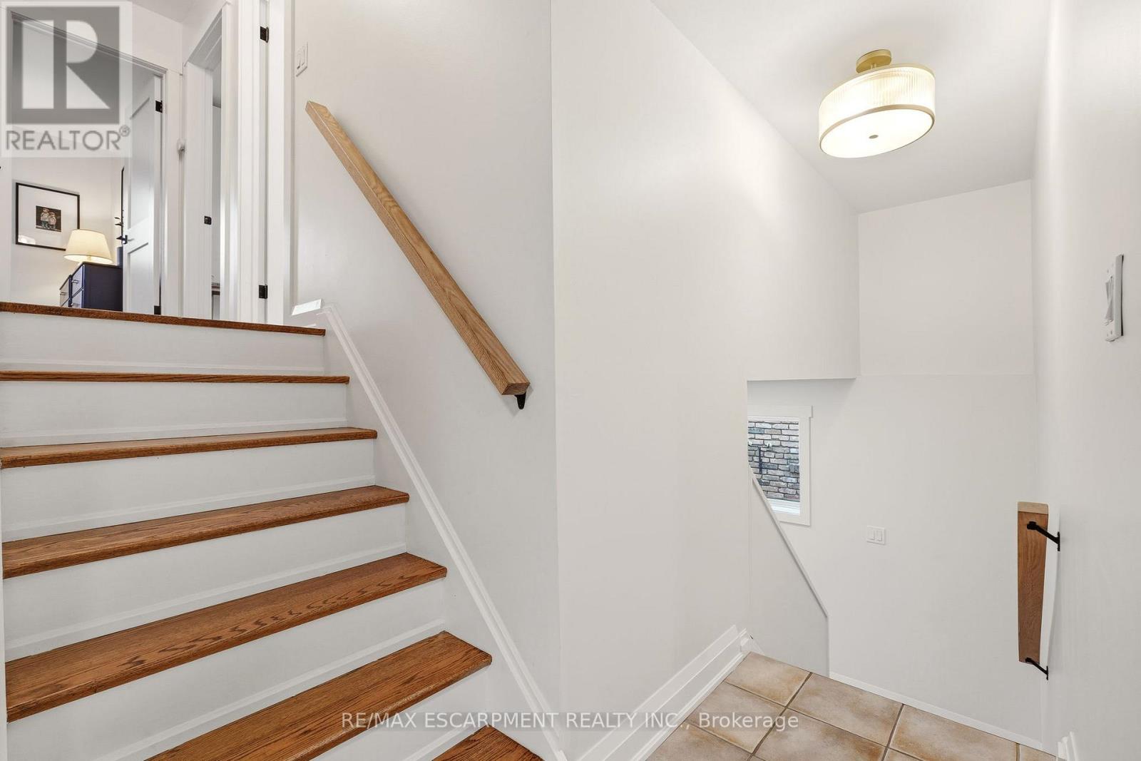 3452 Caplan Crescent, Burlington, Ontario  L7N 2P9 - Photo 18 - W13132996