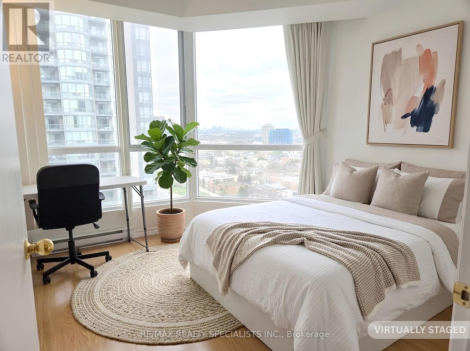 1709 - 145 Hillcrest Avenue, Mississauga, Ontario L5B 3Z1 - Photo 4 - W13133008