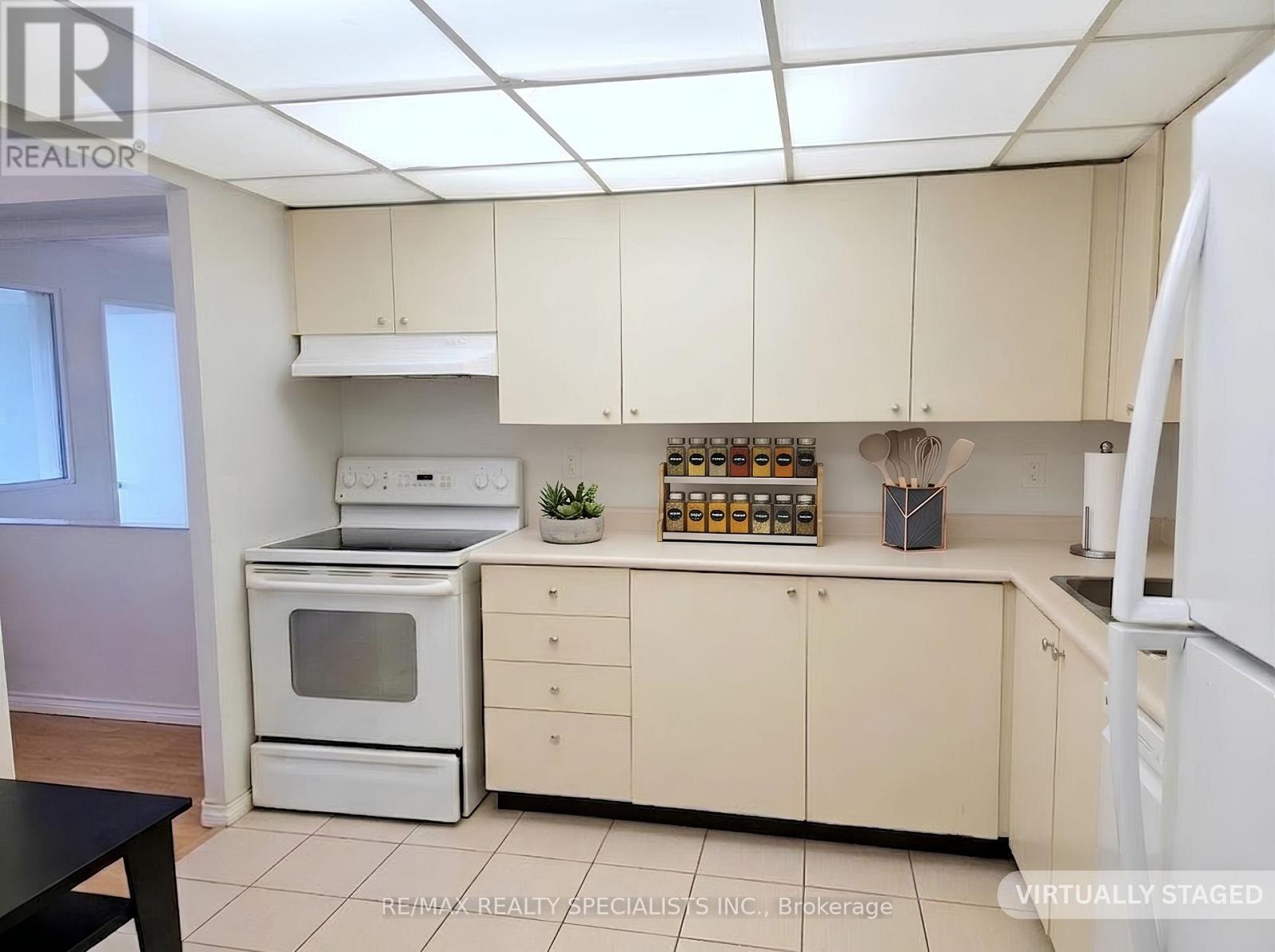 1709 - 145 Hillcrest Avenue, Mississauga, Ontario L5B 3Z1 - Photo 7 - W13133008