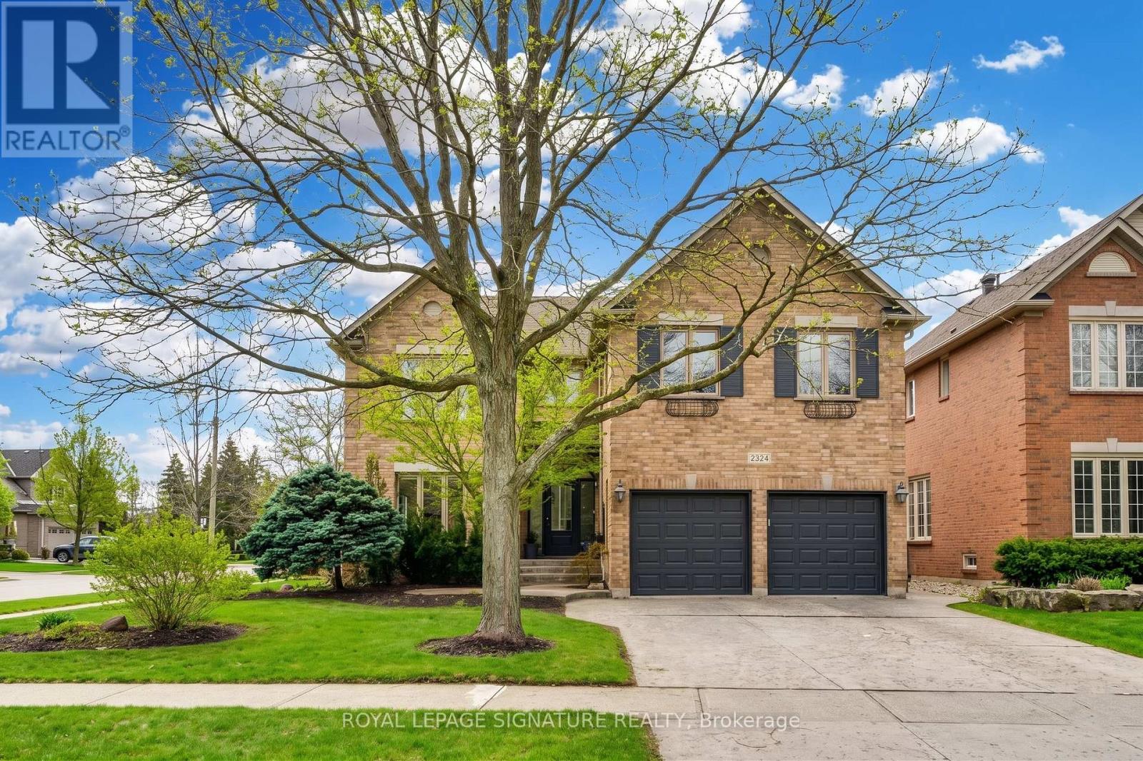 2324 Hilltop Lane, Oakville, Ontario  L6M 3M8 - Photo 1 - W13133024