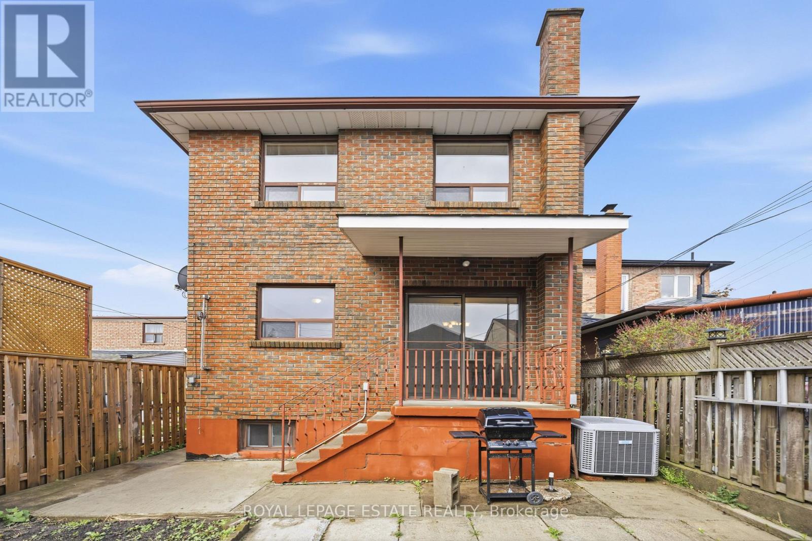 293 Harvie Avenue, Toronto, Ontario  M6E 4L2 - Photo 2 - W13133078