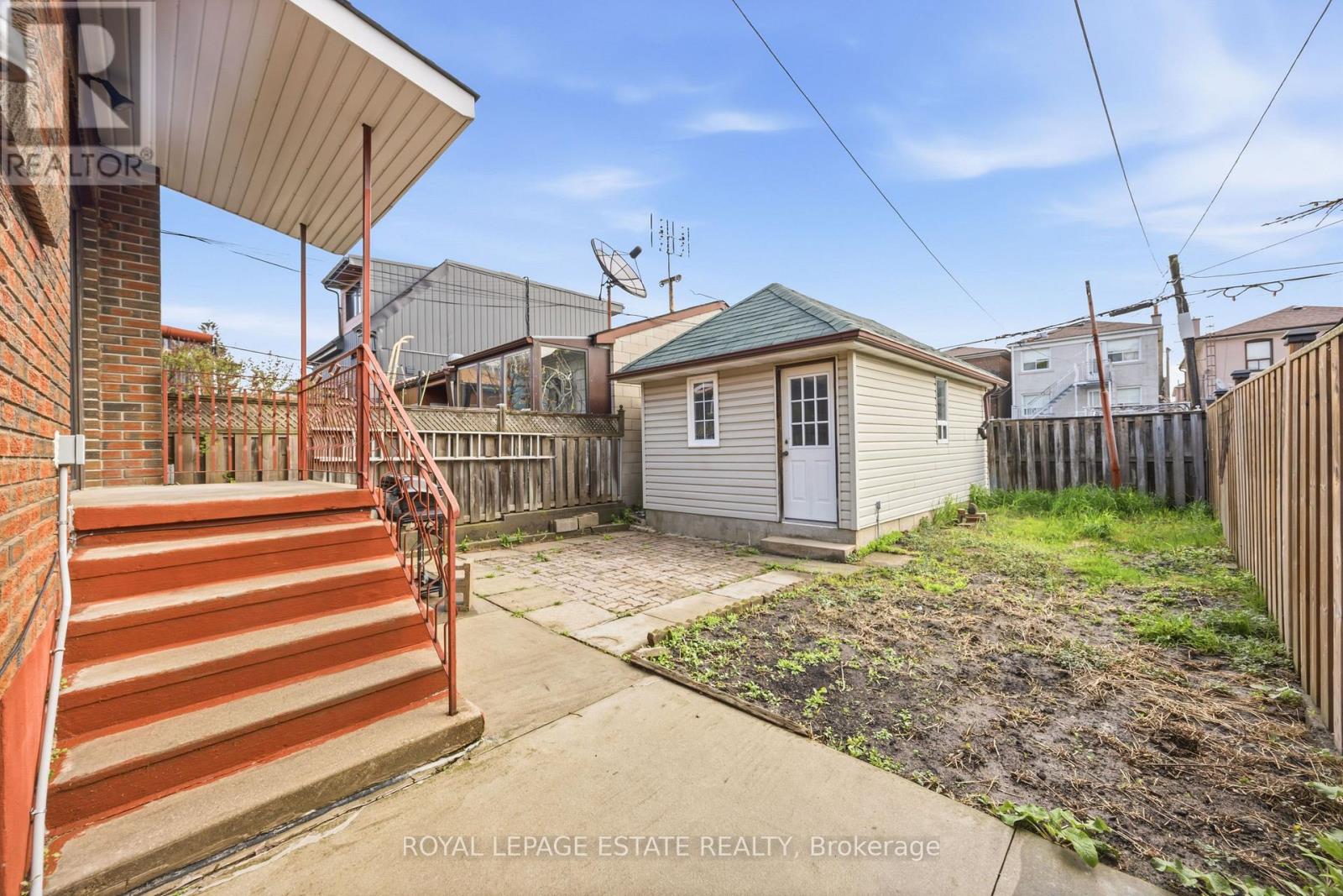 293 Harvie Avenue, Toronto, Ontario  M6E 4L2 - Photo 23 - W13133078