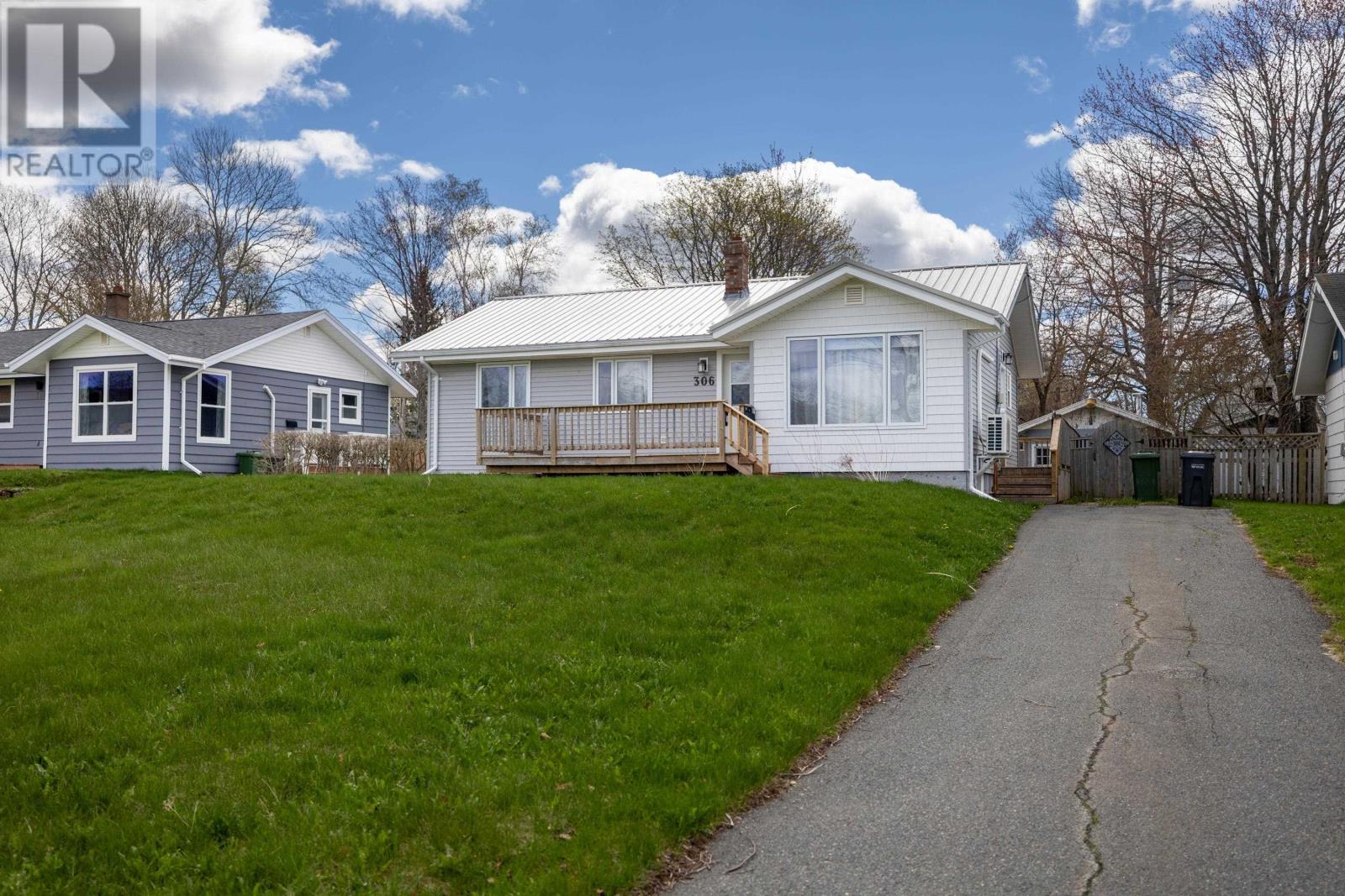 306 North Queen Elizabeth Drive, Charlottetown, Prince Edward Island