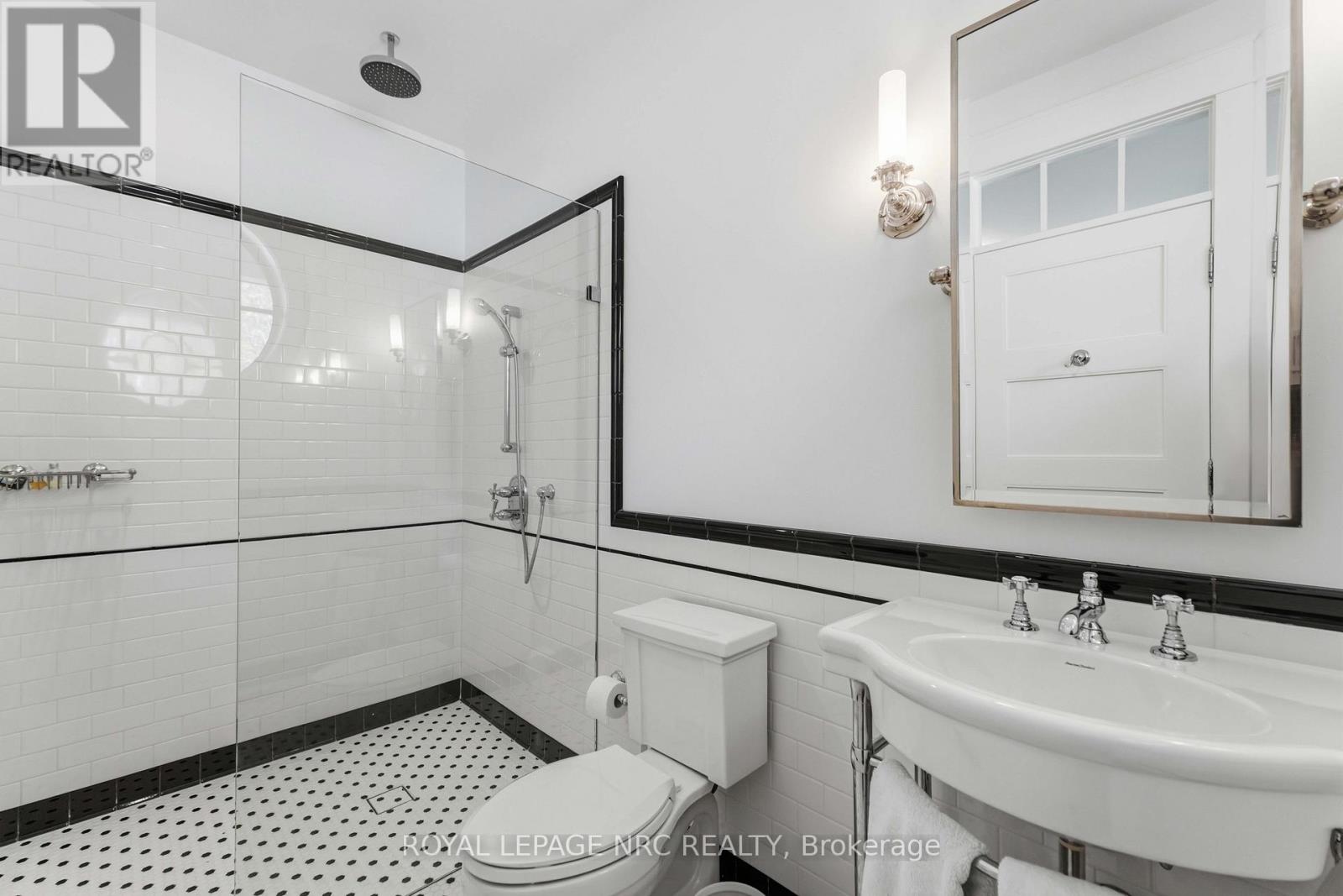 20 Shakespeare Avenue, Niagara-On-The-Lake, Ontario  L0S 1J0 - Photo 21 - X13133168