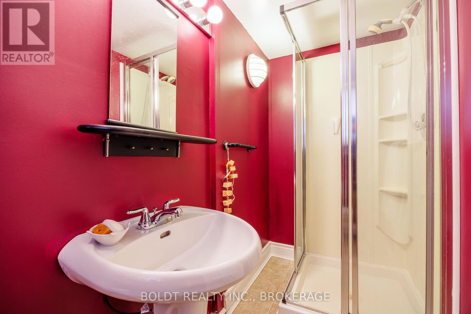 7 Halene Court, St. Catharines (Lakeshore), Ontario  L2M 6M3 - Photo 23 - X13133274