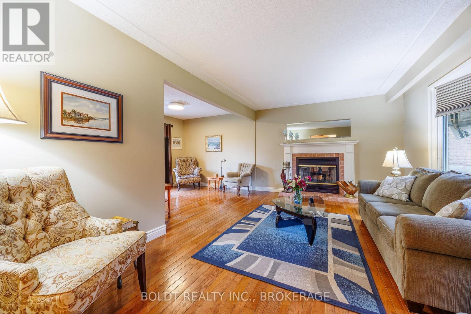 7 Halene Court, St. Catharines (Lakeshore), Ontario  L2M 6M3 - Photo 7 - X13133274